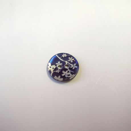 花柄シェルボタン 14mm（JB109197 ネイビー）
