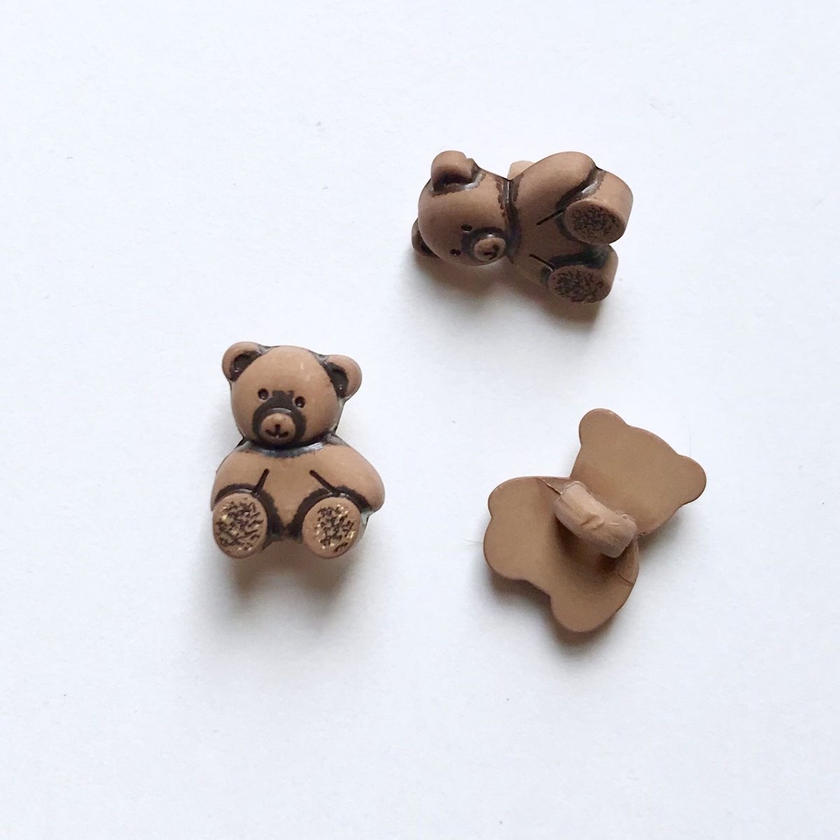 テディベア・ボタン (JB734317 ブラウン) | idola