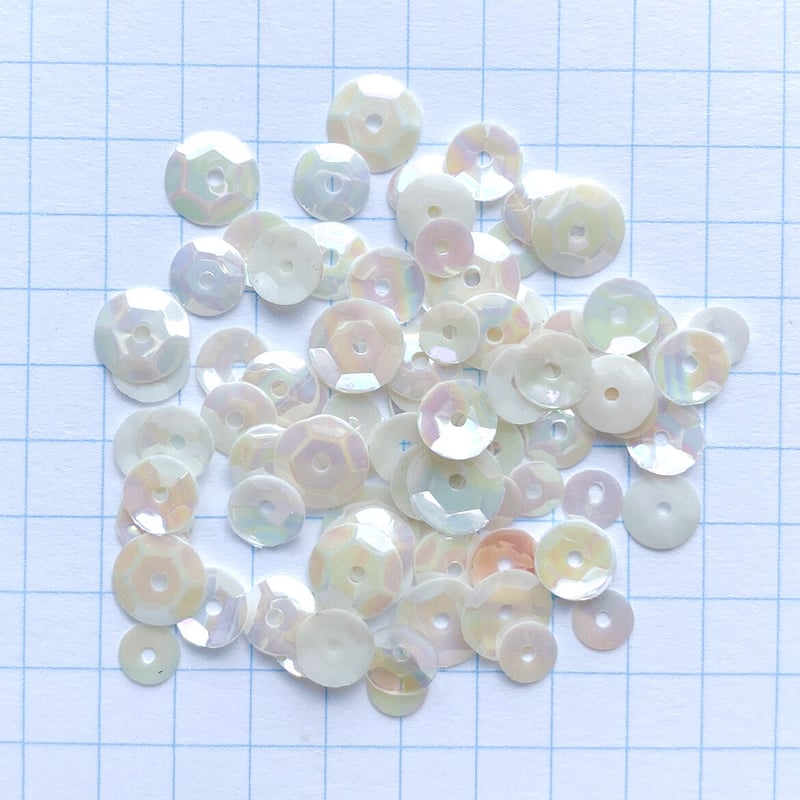 スパンコール 3.5～6mm（LI 79 オーロラホワイトMIX）【0.5g