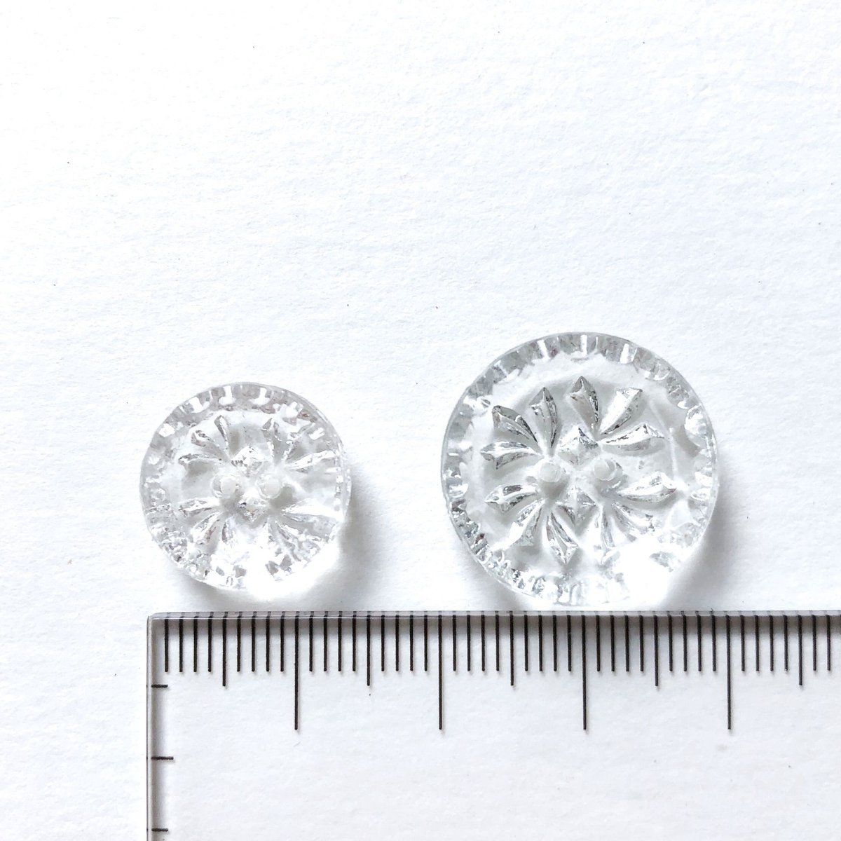 jb2,白と透明の黒のビンテージガラスボタンセット1000g 【公式通販】