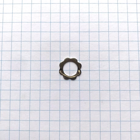 メタルフラワービーズ（FEM018　Φ11mm　シルバー)【2個】