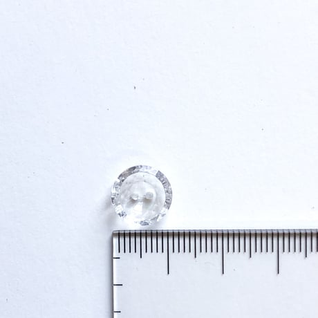 クリアガラスボタン　二つ穴（φ11mm×4mm　クリア）