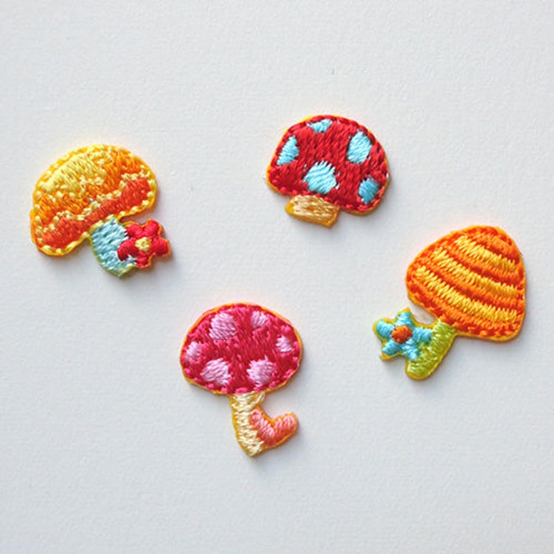 ミニキノコセット（ワッペン）【4枚セット】 | idola