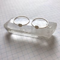 貼り付けリングパーツ・平皿（Φ4mm　ゴールド)  【2個セット】