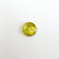 メタルカット2つ穴ボタン(JB736549 メタルイエロー)