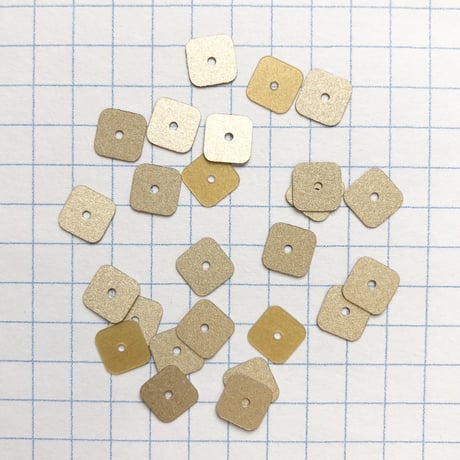 スクエアスパンコール 6mm（FFS058  シャンパンゴールド）【0.2g】