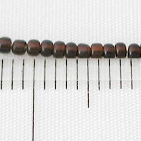 シードビーズ　（JFF009　ブラウン　size外径:約1.3mm　特小)    【4g】