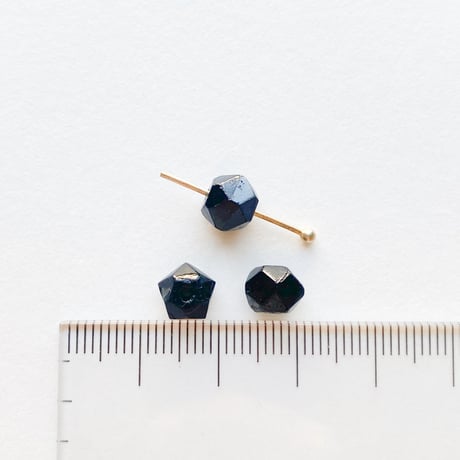 ファセットカットビーズ L (FEG837 ≒Φ7mm ブラック) 【3個セット】