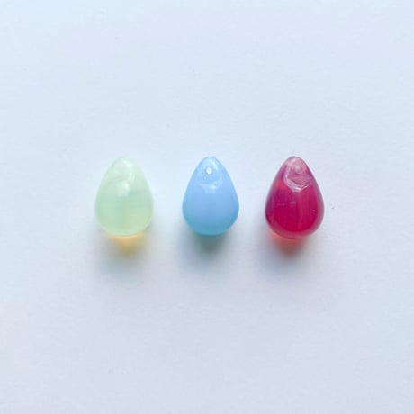 ドロップビーズ（FJ18　オパールカラー）【単色・2個セット】