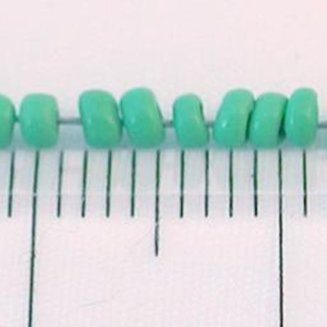 シードビーズ　（JFF115　グリーン　size外径:約2.3mm　丸小)    【4g】