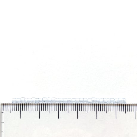 シードビーズ　（JFK046　クリアライトブルー　size外径:約2.9mm)    【4g】
