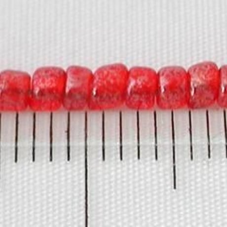 シードビーズ　（JFK011　レッド　size外径:約2.6mm)    【4g】