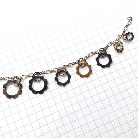 メタルフラワービーズ（FEM018　Φ11mm　ゴールド)【2個】