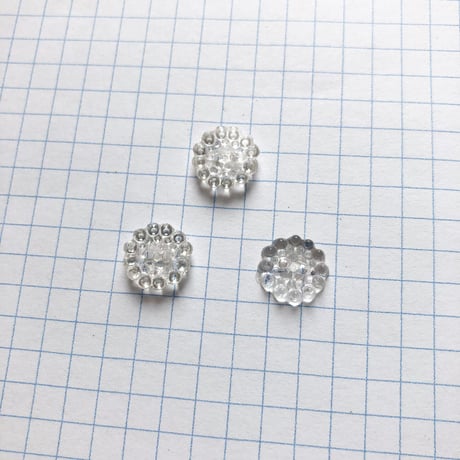 クリアドットガラスボタン　二つ穴 ・SS（Φ10mm×3mm　クリア)