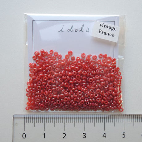 シードビーズ　（JFK013　レッド　size外径:約2.0mm)    【4g】