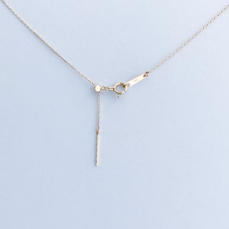old cut paste leaf pendant * 10ct yellow gold chain