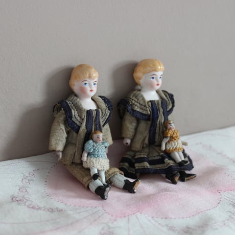 german miniature doll set *twins & two tiny dolls