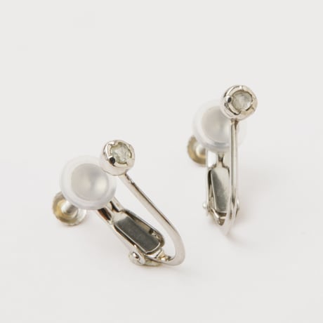 antique diamond earrings (pair) *Pt900