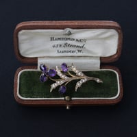 amethyst & pearl floral brooch *9ct gold