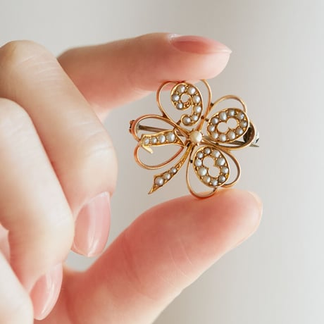 1900 clover brooch *pearl