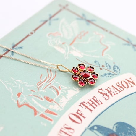 bohemian garnet pedant* 8 stone flower