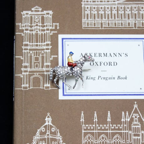 jockey brooch *paste & enamel