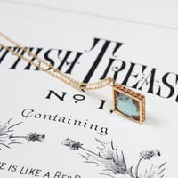 saphiret pendant *square
