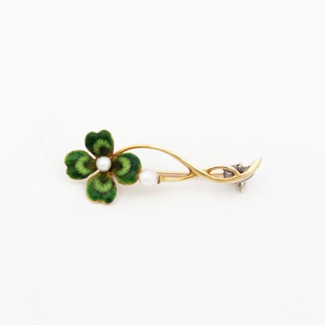 four leaf clover brooch *gold, enamel & pearl