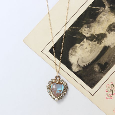 saphiret pendant *9ct gold chain