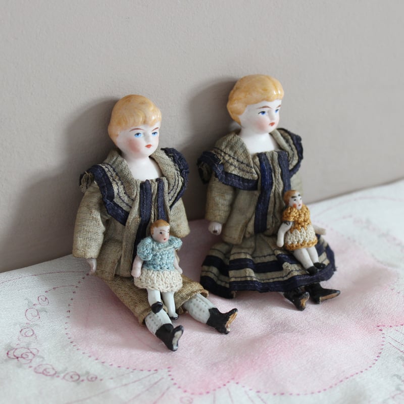 german miniature doll set *twins & two tiny dol