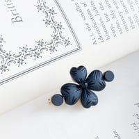 black onyx clover brooch