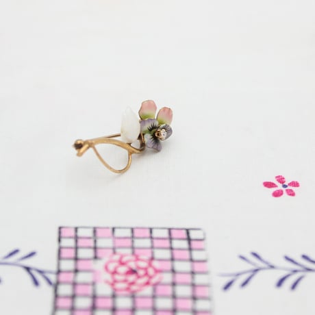 viola brooch *pearl,diamond&enamel