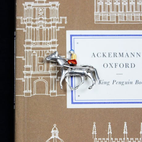 jockey brooch *paste & enamel