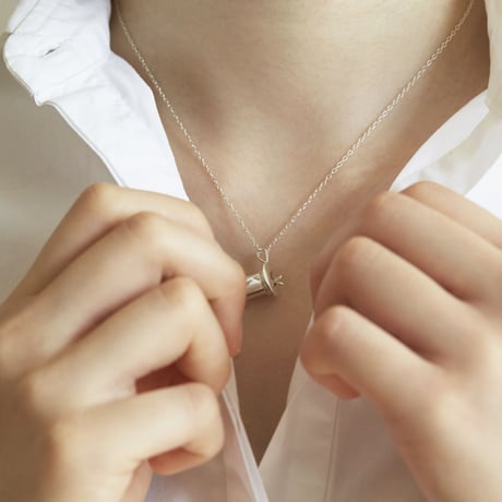 mechanical pendant *magician's hat