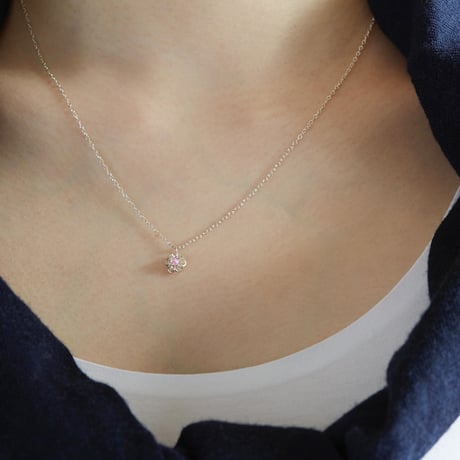 buttercup flower pendant *pink sapphire
