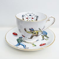 cup & saucer *Curling