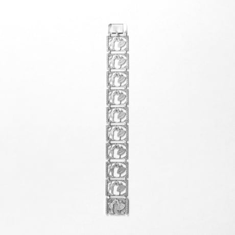 kiss bracelet