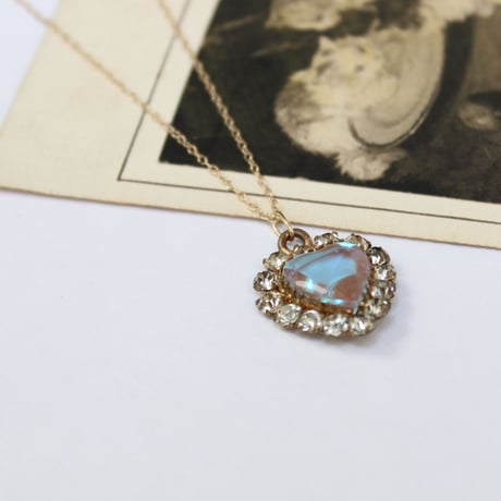 saphiret pendant *9ct gold chain