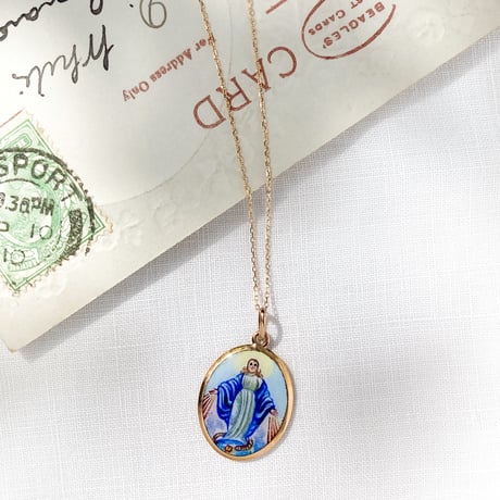 ★ mary pendant