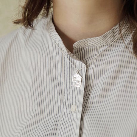cats & dogs house pendant