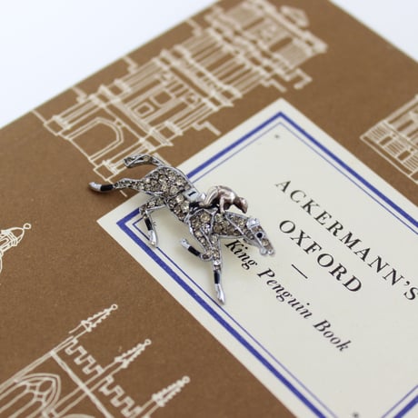 horse racing brooch *no1