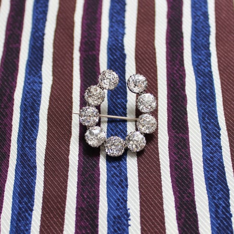 horseshoe paste brooch