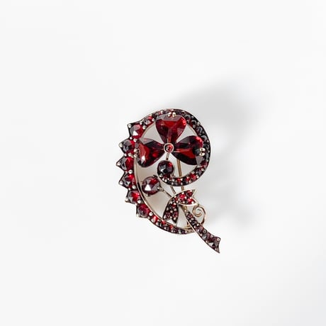 bohemian garnet brooch *bouquet