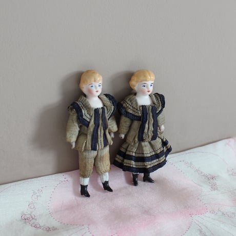 german miniature doll set *twins & two tiny dolls
