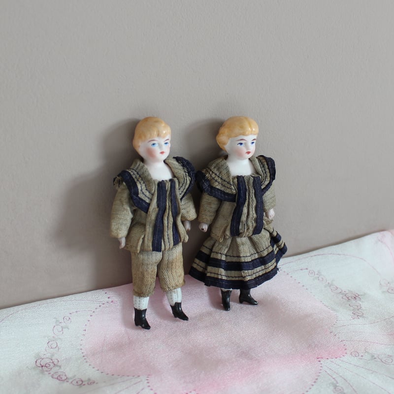 german miniature doll set *twins & two tiny dol