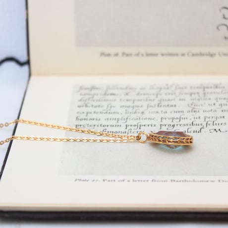saphiret pendant *pear_a