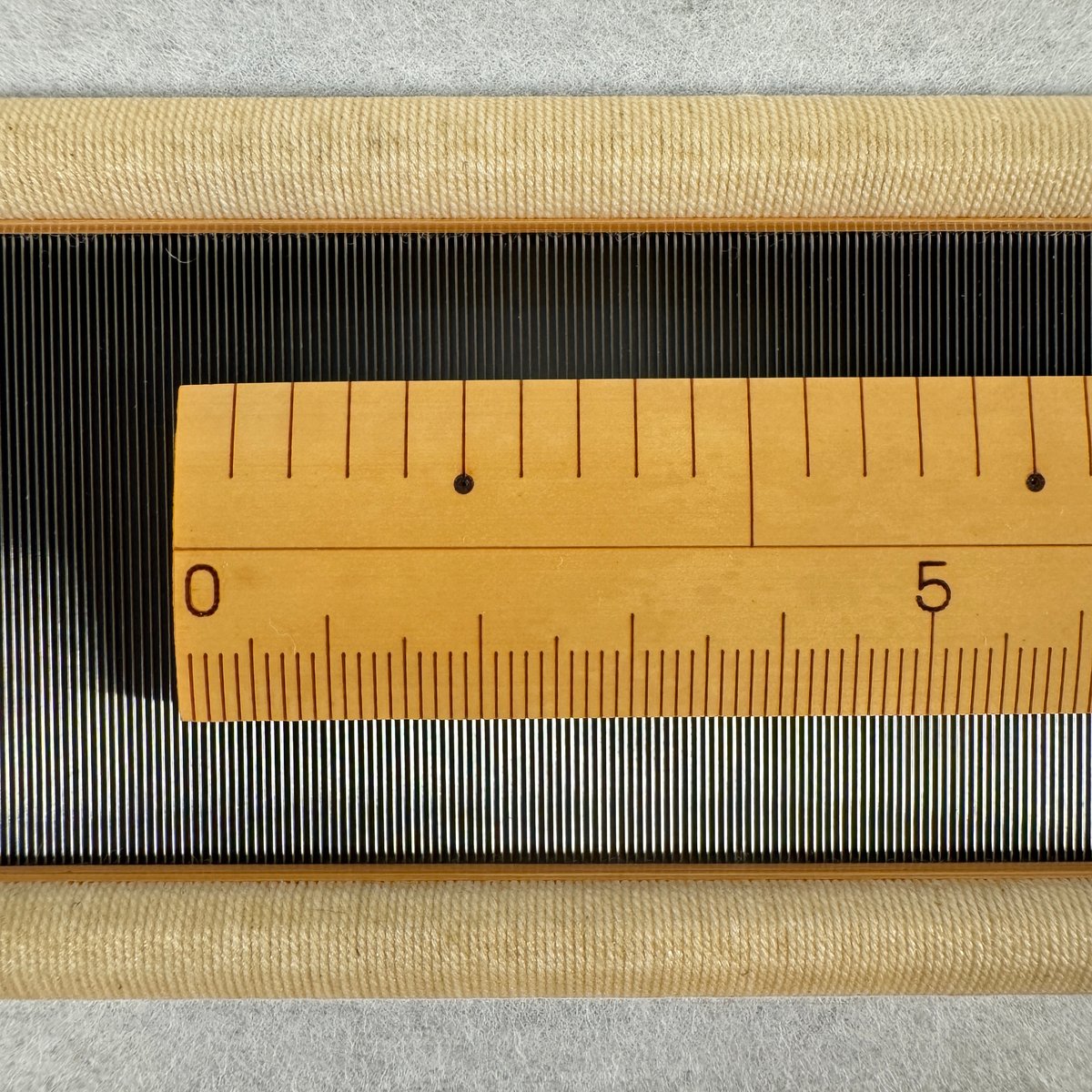 筬 60cm(鯨1寸間 50羽） 手織り道具　(おさ)　☆送料無料☆　☆新品☆ W070】竹筬 鯨50羽 内寸33.7cm | 染め・織り道具 SHIRO.