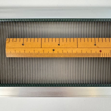 【D973】<東京手織機> 金筬 10cm間55羽 内寸65cm