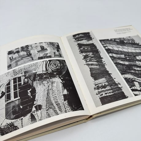 【F1_029】New Design in Weaving /Donald J. Willcox