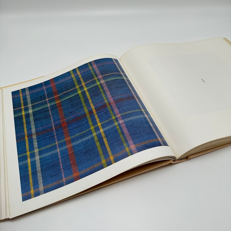 B7_248】志村ふくみ作品集 1958~1981 /志村ふくみ | 染め・織り道具 S
